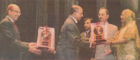 HRC Receives National Export Trophy Awards